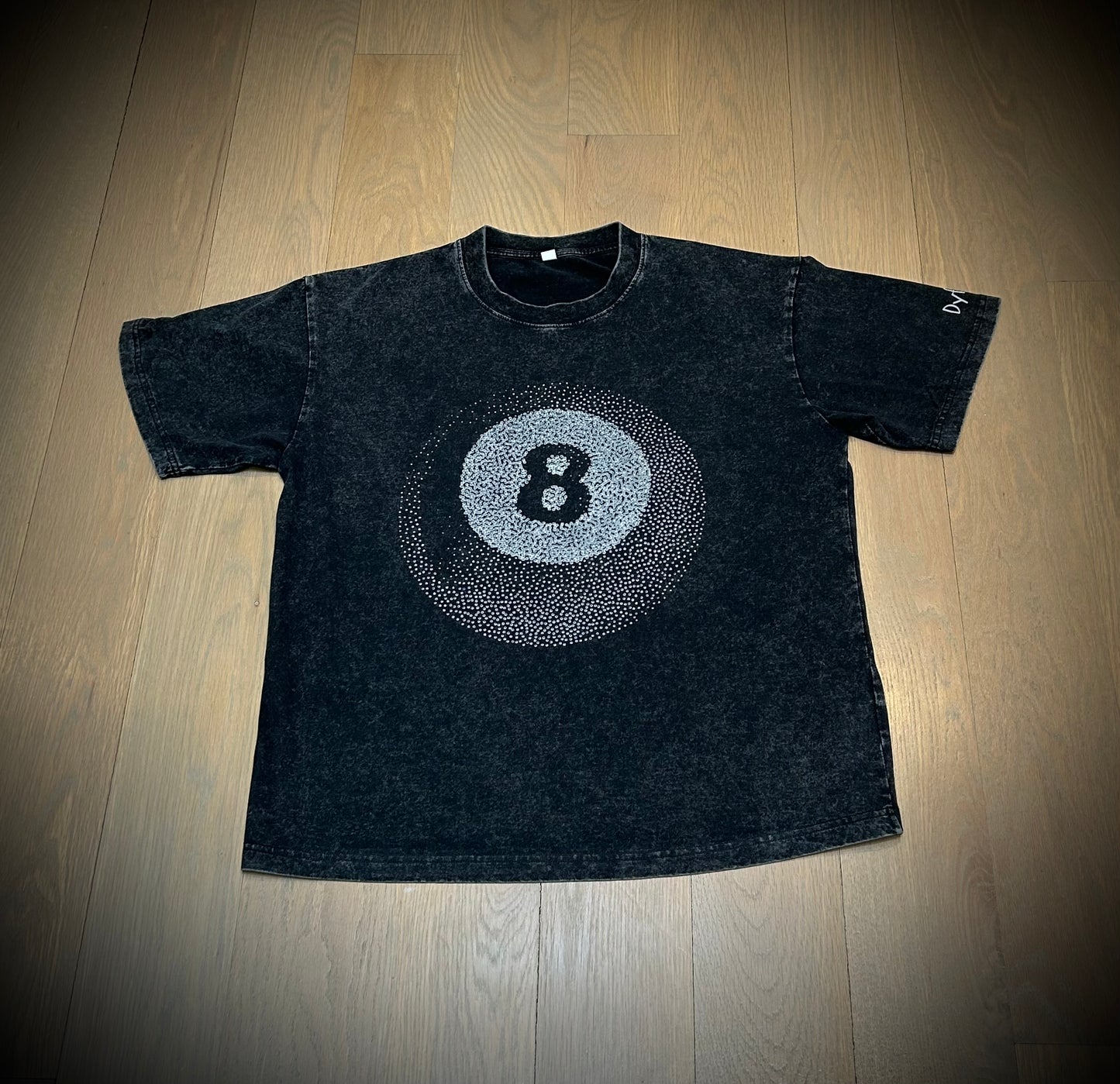 Dyfynt 8 Ball Acid Washed Tee